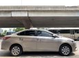 Toyota Vios 2017 - Cần bán Toyota Vios đời 2017, màu vàng xe nguyên bản
