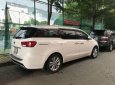 Kia Sedona   2015 - Cần bán xe Kia Sedona đời 2015, màu trắng, bản full xăng