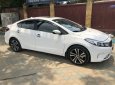 Kia Cerato 2018 - Bán Kia Cerato 2.0 sản xuất 2018, màu trắng, giá tốt