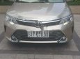 Toyota Camry   2016 - Cần bán lại xe Toyota Camry đời 2016, xe đẹp gia đình đi