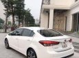 Kia Cerato 2017 - Bán Kia Cerato 2.0 sản xuất năm 2017, màu trắng, giá tốt