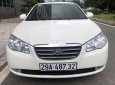 Hyundai Elantra 2012 - Bán Hyundai Elantra sản xuất 2012, màu trắng xe nguyên bản