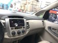 Toyota Innova 2015 - Cần bán gấp Toyota Innova đời 2015, màu bạc xe nguyên bản