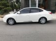 Hyundai Elantra 2012 - Bán Hyundai Elantra sản xuất 2012, màu trắng xe nguyên bản