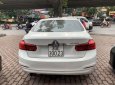 BMW 3 Series   2016 - Cần bán xe BMW 320i đời 2016, màu trắng, xe nhập