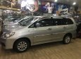 Toyota Innova   2014 - Cần bán gấp Toyota Innova đời 2014, màu bạc, số tự động