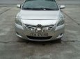 Toyota Vios   2010 - Bán xe cũ Toyota Vios đời 2010, màu bạc