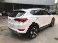 Hyundai Tucson 2018 - Bán Hyundai Tucson sản xuất năm 2018, màu trắng xe nguyên bản