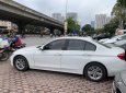 BMW 3 Series   2016 - Cần bán xe BMW 320i đời 2016, màu trắng, xe nhập