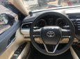 Toyota Camry   2019 - Cần bán Toyota Camry 2019, màu bạc, nhập khẩu