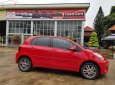 Toyota Yaris 2013 - Bán Toyota Yaris năm sản xuất 2013, màu đỏ, nhập khẩu nguyên chiếc