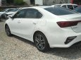 Kia Cerato 2019 - Cần bán gấp Kia Cerato 2.0 AT đời 2019, màu trắng, giá 670tr