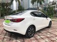 Mazda 2 2016 - Cần bán Mazda 2 1.5AT năm sản xuất 2016, màu trắng chính chủ