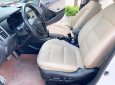 Kia Cerato 2017 - Cần bán Kia Cerato 1.6 AT năm sản xuất 2017, màu trắng, chính chủ