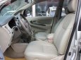 Toyota Innova 2015 - Bán Toyota Innova 2.0EMT đời 2015, màu bạc số sàn