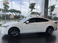 Mazda 6 2018 - Bán xe Mazda 6 Luxury 2.0 2018, giá hấp dẫn