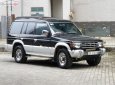 Mitsubishi Pajero   2005 - Cần bán Mitsubishi Pajero 3.0 4WD đời 2005, màu đen, nhập khẩu 