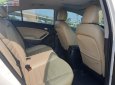 Kia Cerato 2017 - Cần bán lại xe Kia Cerato năm 2017, màu trắng giá 565tr xe nguyên bản