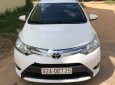 Toyota Vios 2017 - Cần bán lại xe Toyota Vios E MT sản xuất năm 2017, màu trắng xe gia đình, 418tr