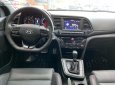 Hyundai Elantra 2018 - Bán Hyundai Elantra 1.6AT Turbo sản xuất 2018, màu trắng