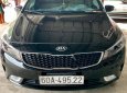 Kia Cerato 2018 - Cần bán gấp Kia Cerato sản xuất năm 2018, màu đen, giá chỉ 580 triệu