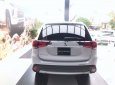 Mitsubishi Outlander 2019 - Cần bán xe Mitsubishi Outlander đời 2019, màu trắng giá cạnh tranh