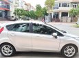 Ford Fiesta 2011 - Bán xe Ford Fiesta 2011, màu trắng xe nguyên bản