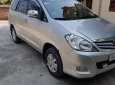 Toyota Innova J 2011 - Bán xe Toyota Innova J năm 2011, màu bạc còn mới, giá 280tr