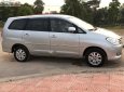 Toyota Innova G 2010 - Cần bán lại xe Toyota Innova G đời 2010, màu bạc còn mới, giá tốt