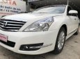 Nissan Teana   2010 - Bán Nissan Teana 2.0 2010, màu trắng, xe nhập như mới, giá tốt