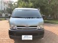 Toyota Hiace 2010 - Bán Toyota Hiace năm sản xuất 2010, màu bạc chính chủ, 350tr