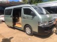 Toyota Hiace 2009 - Cần bán gấp Toyota Hiace đời 2009, xe gia đình