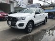 Ford Ranger 2018 - Bán Ford Ranger Wildtrack 2.0L 4x4 năm 2018, màu trắng, nhập khẩu số tự động