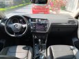 Volkswagen Tiguan 2018 - Bán ô tô Volkswagen Tiguan sản xuất 2019, màu đỏ, xe nhập chính hãng