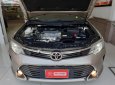 Toyota Camry 2.5Q 2016 - Bán ô tô Toyota Camry 2.5Q 2016, màu nâu số tự động, giá chỉ 980 triệu