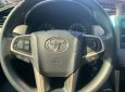 Toyota Innova 2017 - Bán ô tô Toyota Innova sản xuất năm 2017, màu bạc, giá 655tr xe còn mới nguyên