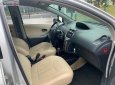 Toyota Yaris 2011 - Cần bán lại xe Toyota Yaris sản xuất năm 2011, màu bạc, nhập khẩu