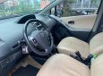 Toyota Yaris 2011 - Cần bán lại xe Toyota Yaris sản xuất năm 2011, màu bạc, nhập khẩu