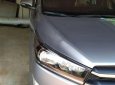 Toyota Innova 2017 - Cần bán lại xe Toyota Innova sản xuất 2017, màu bạc số sàn