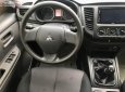 Mitsubishi Triton 4x2 MT 2017 - Bán Mitsubishi Triton GLX 4x2MT đời 2017, màu bạc, xe nhập, số sàn