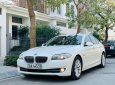 BMW 5 Series 2013 - Bán BMW 520i sản xuất năm 2013, màu trắng, xe nhập