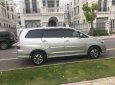 Toyota Innova 2016 - Bán Toyota Innova 2016, màu bạc số sàn, 570tr xe còn mới