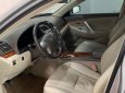 Toyota Camry 2.4G 2011 - Cần bán gấp Toyota Camry 2.4G năm sản xuất 2011, màu xám 