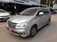 Toyota Innova 2015 - Bán Toyota Innova sản xuất năm 2015, màu bạc, số sàn