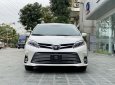 Toyota Sienna 2019 - Bán phá giá chiếc xe  Toyota Sienna năm 2019, màu trắng - Nhập khẩu Mỹ