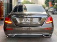 Mercedes-Benz E class E250 2017 - Cần bán Mercedes E250 đời 2017, màu nâu