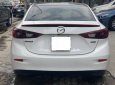 Mazda 3 Facelift 2017 - Cần bán Mazda 3 Facelift sản xuất 2017, màu trắng, 615tr