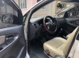 Toyota Innova E 2013 - Nhà tôi bán xe Innova 2.0E xịn nguyên bản, sx cuối 2013, màu bạc, chính chủ từ đầu