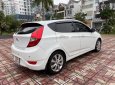 Hyundai i30 2014 - Bán xe Hyundai i30 đời 2014, màu trắng, nhập khẩu