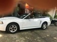 Ford Mustang 2006 - Bán Ford Mustang đời 2006, màu trắng, nhập khẩu nguyên chiếc